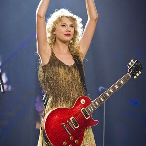 ROOM SPRAY {Fearless} – Lemon Neroli Oud Scent | Clean Citrus Home Fragrance | Inspired by Taylor Swift Swiftie Gift Christmas Music Lover image 7