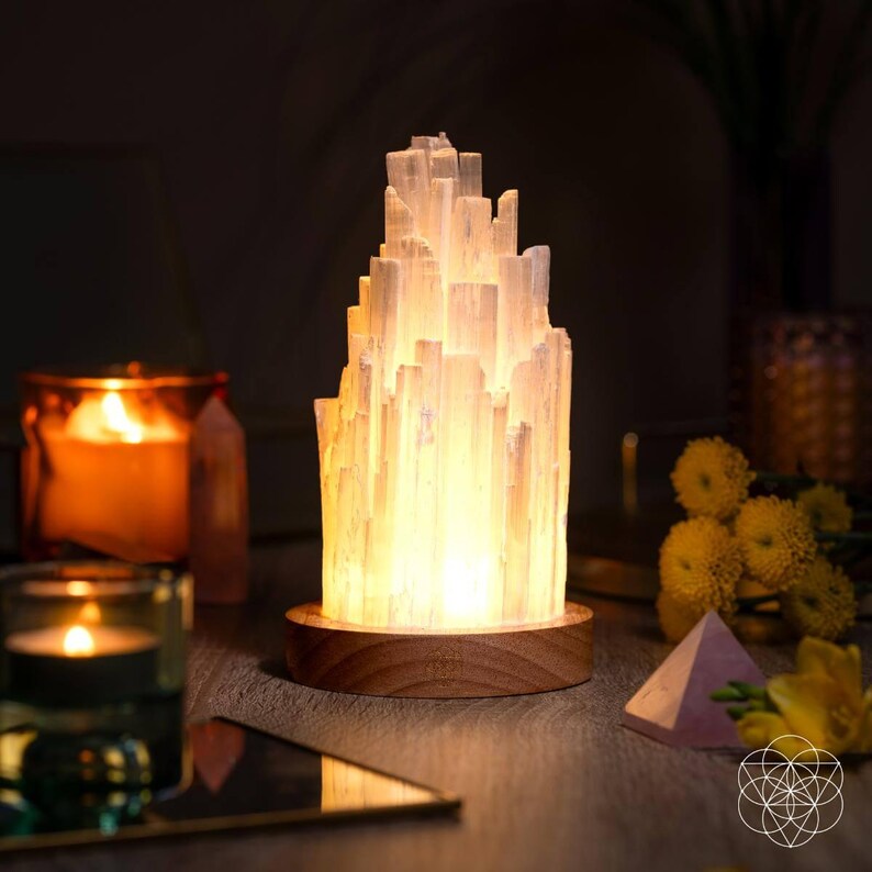 Selenite Crystal Lamp – 3lb Natural Energy Clearing Light | Remote Control Healing Glow | Luxury Spiritual Decor from Morocco Bild 4