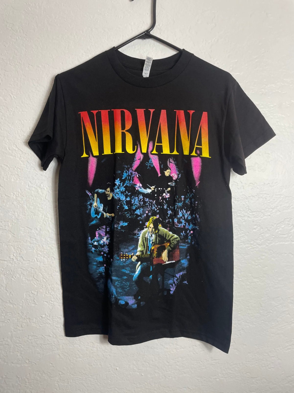 Discover Nirvana Simple Styled T-Shirt