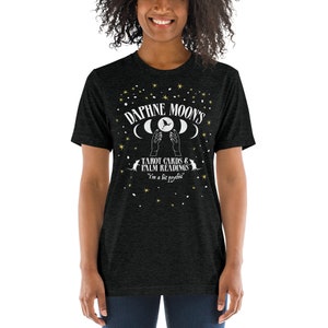 Camiseta de fan de Frasier con cartas del tarot y lectura de la palma de la mano de Daphne Moon