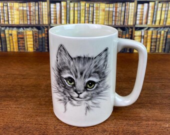 Taza de café vintage Otagiri con diseño de gato: gatito gris con ojos verdes.