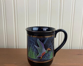 Tazza da caffè Otagiri Flying Duck: porcellana MCM nera e oro, prodotta in Giappone.