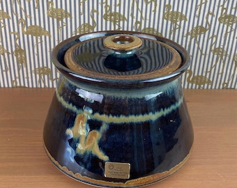 Louis Mulcahy Irish Pottery Lidded Jar: Studio Art Pottery