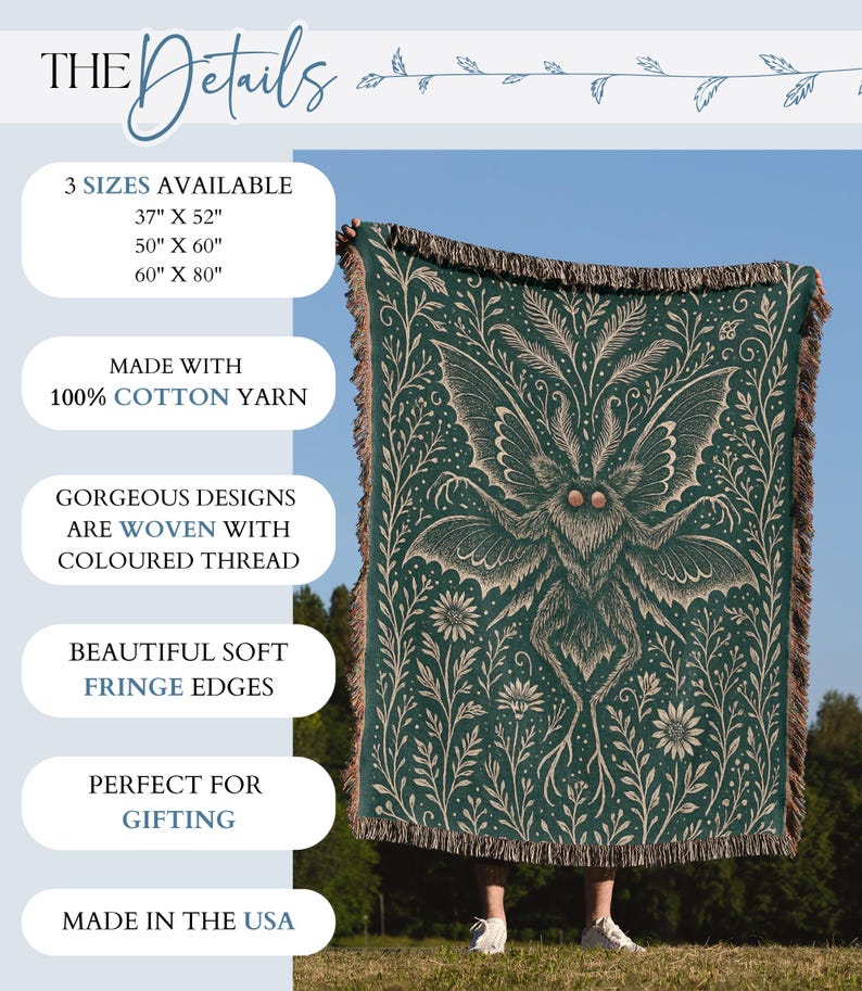 Puede incluir: Manta tejida verde con dise&ntilde;o de polilla y flores. Fabricada con hilo 100% algod&oacute;n y bordes con flecos. Disponible en tres tama&ntilde;os: 94 cm x 132 cm, 127 cm x 152 cm y 152 cm x 203 cm.