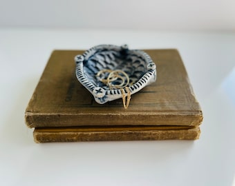 Small Ceramic Trinket Dish | Pottery Jewelry Bowl
