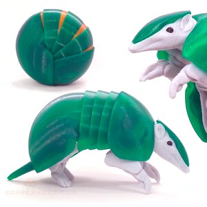 Cheerful Articulated Armadillo Fidget | Roll-Up Armadillo Ball Model | Fun 3D Printed Posable Figure | Multicolor Three-Banded Armadillo Toy