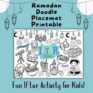 Può includere: Un sottobicchiere Ramadan Doodle stampabile in bianco e nero con illustrazioni di lanterne, mezzelune, stelle e cibo. Il testo recita "Ramadan Doodle Placemat Printable" e "Fun Iftar Activity for Kids!"