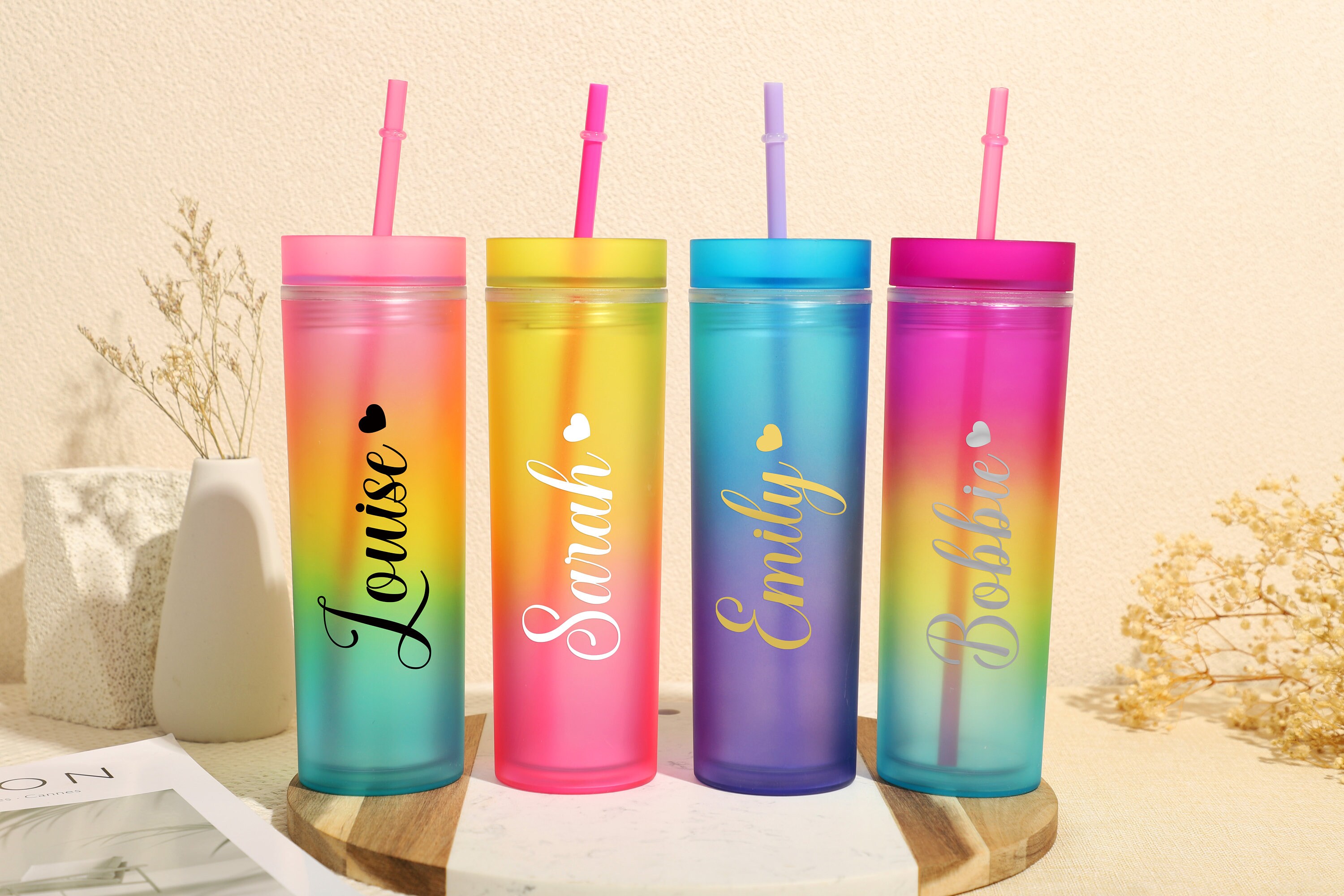 Acrylic 32 Oz XL Classic Tumbler With Lid and Straw Mockup Add