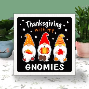 Ringraziamento con i miei Gnomi 3D Box Paper Cut, Santa Paws Christmas Light Box Svg, My Gnomies Shadow Box, Svg per Cricut File, Cardstock Svg