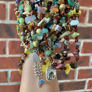 ¡collares personalizados de “cajón de basura”!