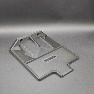 以下が含まれることがあります： 「layerprint」という文字が印刷された黒い3Dプリントの壁掛け