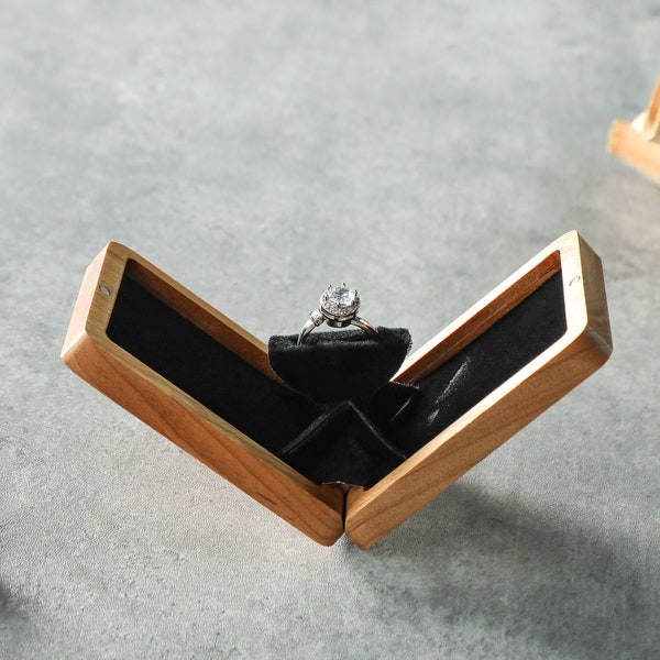 Caja de propuesta hecha a mano, Caja de anillo de compromiso giratoria, Caja de anillo delgada, Caja de anillo personalizada, Caja de anillo delgada, Regalo de aniversario, Caja de anillo de madera