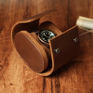 Boîtier de montre en cuir personnalisé, boîte de montre brune, boîte de montre de voyage, rouleau de boîtier de montre en cuir de luxe pour 3 montres, cadeau pour lui, cadeau de marié 1 slot