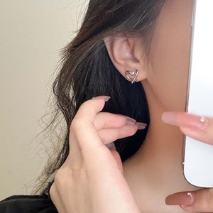 Clip-on oorbellen onzichtbaar, gouden liefdeshart clip-on, niet-doorboorde oorbellen, zilveren onzichtbare eenvoudige oorbellen afbeelding 9