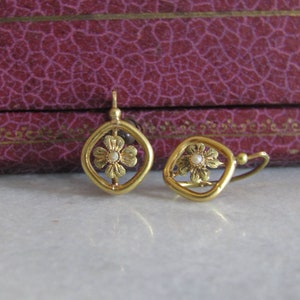 Antique 18K Gold Lucky Shamrock Earrings, Vintage French Edwardian Trefle Sleeper Earrings c. 1900