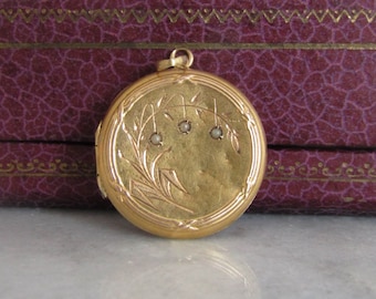 Art Nouveau Lily of the Valley Locket, Antique French Romantic Locket c. 1900