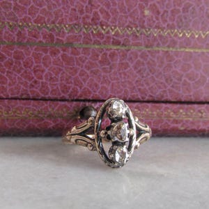 Antique Georgian Three Stone Rose Cut Diamond Ring c. 1830