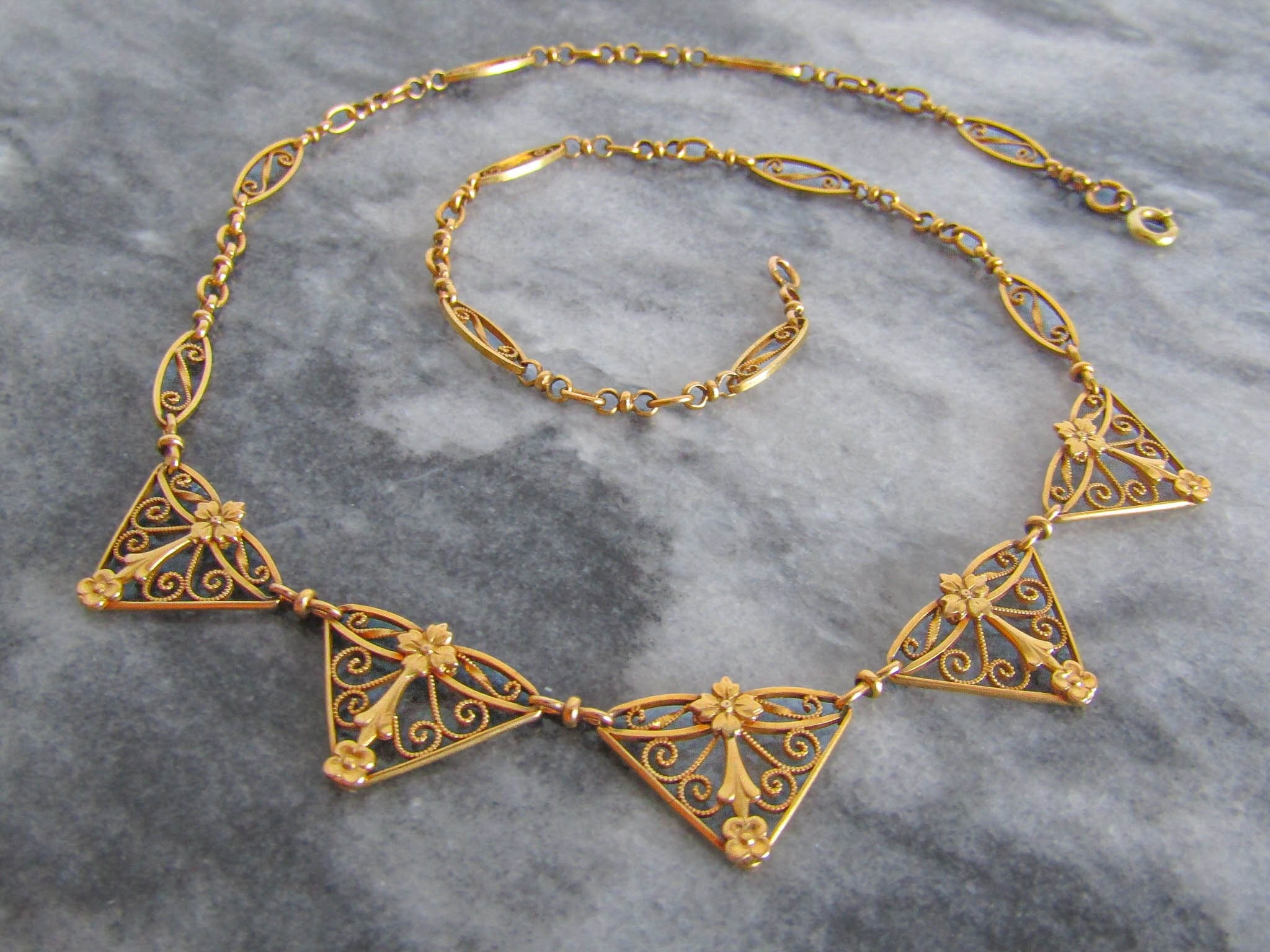 Collier Ancien En Drapé - Bijou Vintage - Occasion