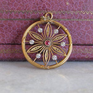 Antique Round Edwardian Floral Synthetic Ruby Pendant in 18K Solid Gold c. 1900