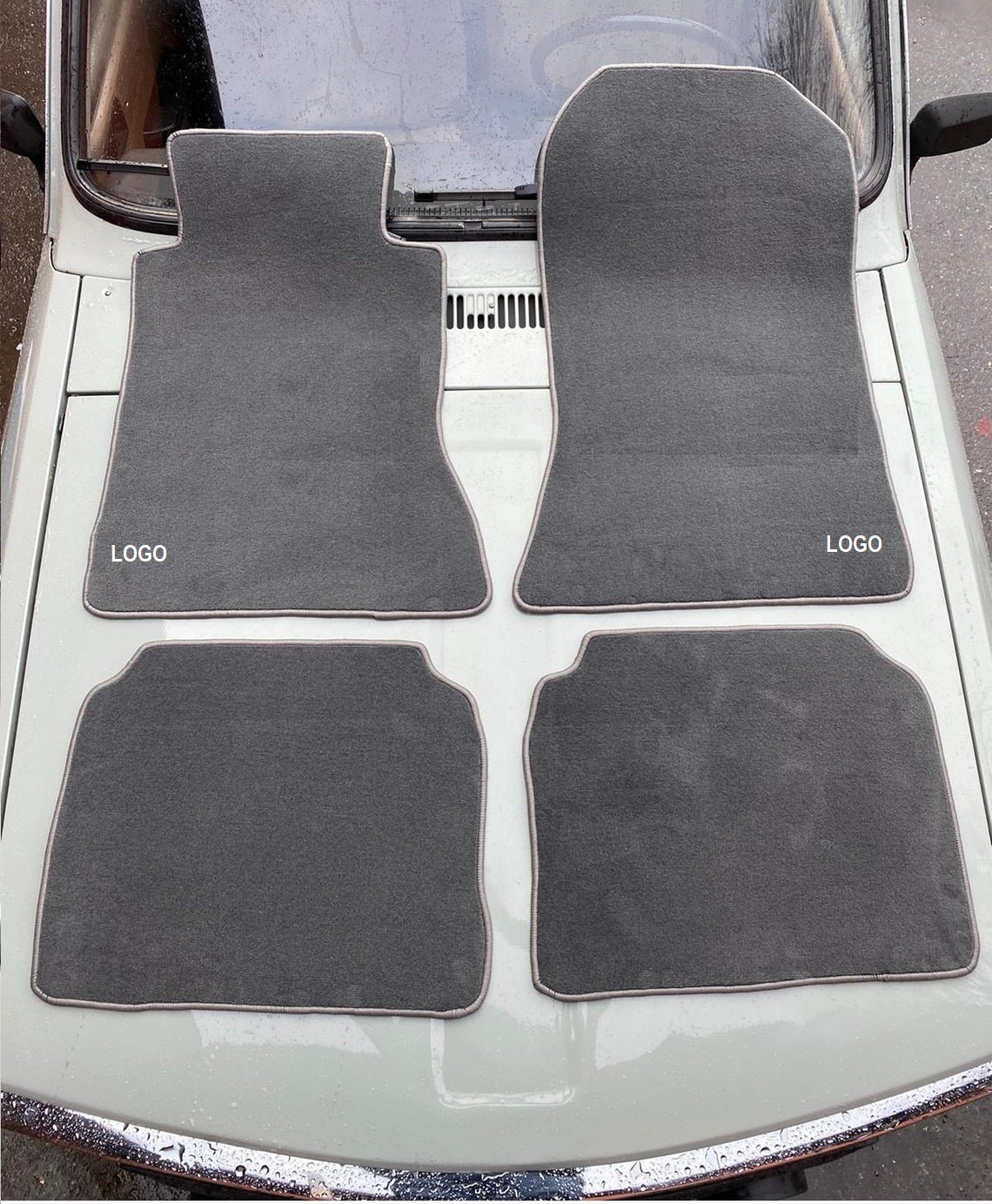 W124 carpet deals