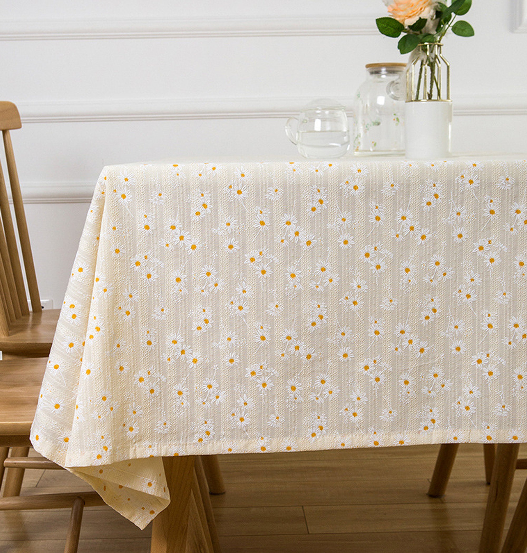 White Daisy Tablecloth With Tassels, Customizable Rectangular