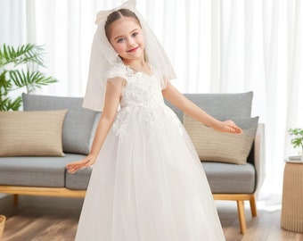 Ivory Tulle Flower Girl Dress for wedding Lace Princess Girls Dress V Neck Junior Bridesmaid Dress Floor Length First Communion Dress