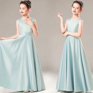 Simple dresses shop for juniors
