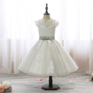 Girls Dress Scoop Neck Sleeveless Princess Dress For Girl Knee Lenght Flower Girl Dresses First Communion Dress