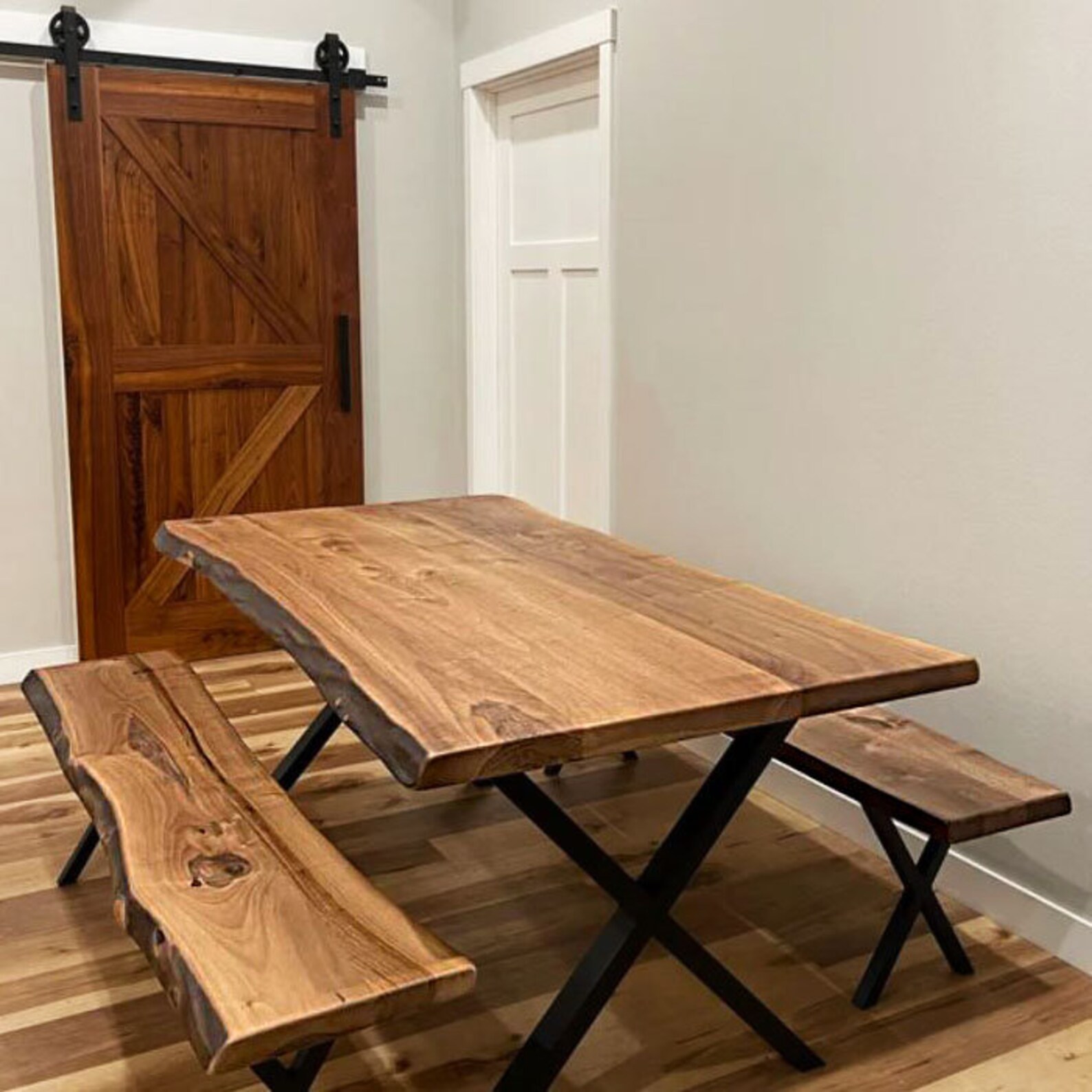 Live Edge Dining Table / Farmhouse Solid Wood Table / Custom - Etsy