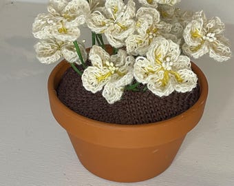 Snowdon lily crochet pattern, crochet pattern, pattern for Snowdon lily flowers, pdf crochet pattern