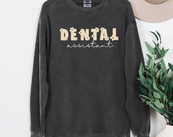 Camiseta floral Comfort Colors® para assistente de dentista, presente para assistente, presentes para dentista, presente para dente, camiseta para dentes, camiseta para auxiliar de dentista, camiseta RDA Q108