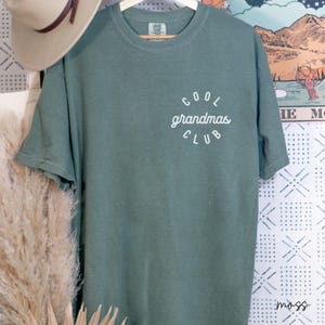 Comfort Colors® Cool Grandmas Club Shirt, Mother&#39;s Day Shirt, Best Grandma Shirt, Cool Grandma Shirt, Nana Shirt, Gift from Grandkid, P079