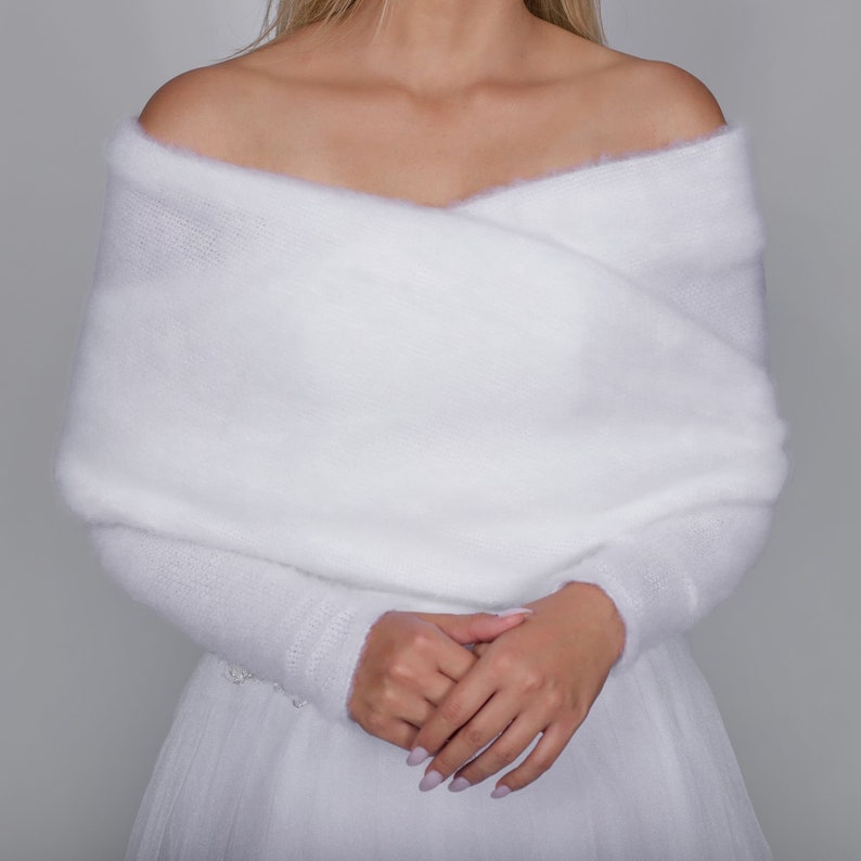 Pull de mariage blanc, châle avec manches, boléro de mariée moelleux, camouflage, haussement d'épaules de boléro, étole de mariée, idéal pour des occasions spéciales image 2