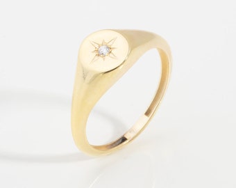 Star Ring, 10K 14K 18K Gold Signet Ring, North Star Ring, Engraved Ring, Celestial Jewelry, Gift for Women Unique