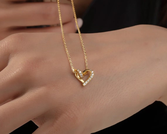 Small necklace for best sale girlfriend