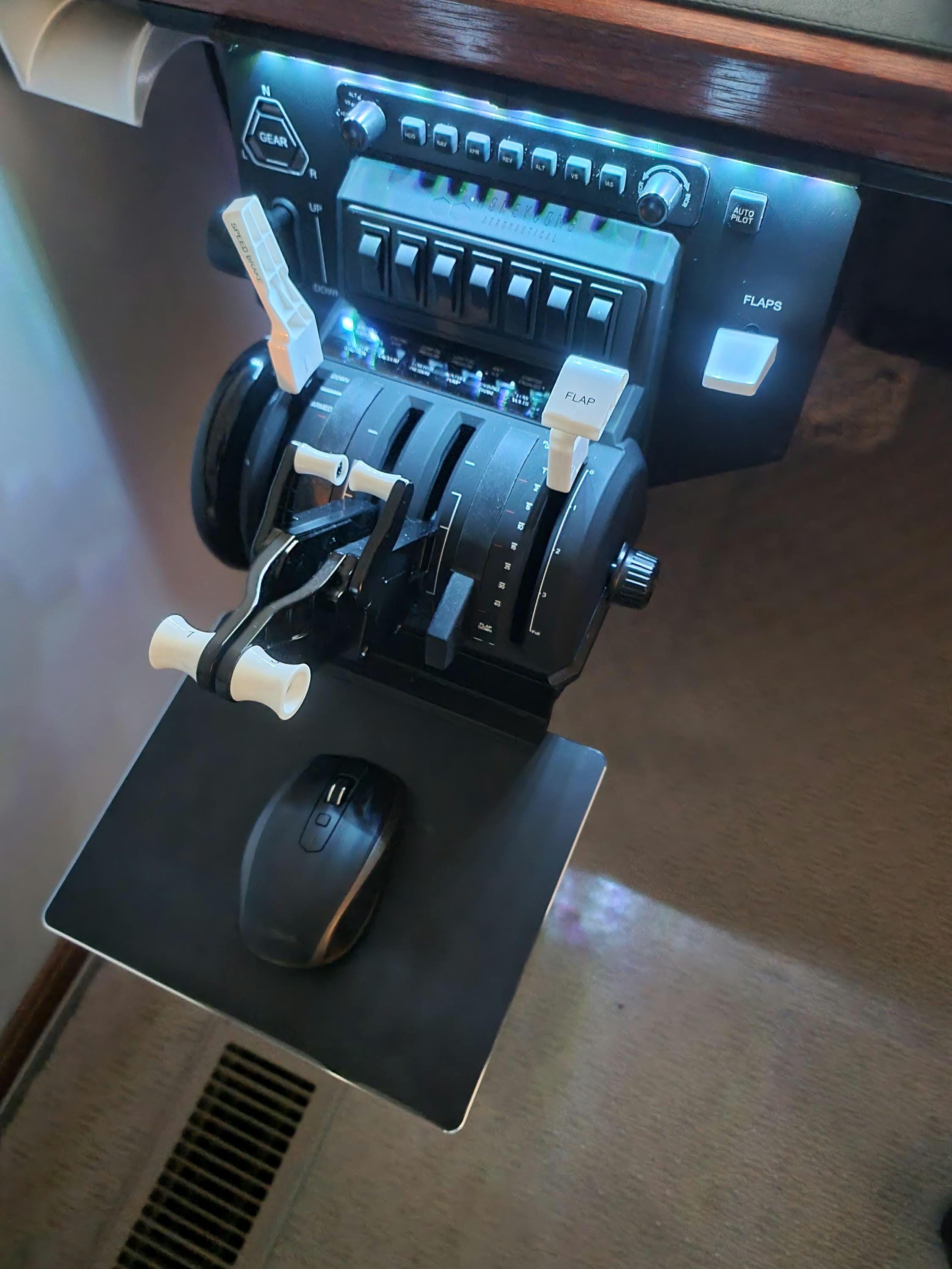 honeycomb alpha ヨーク Honeycomb Alpha Yoke and Honeycomb Bravo Throttle Top Mount