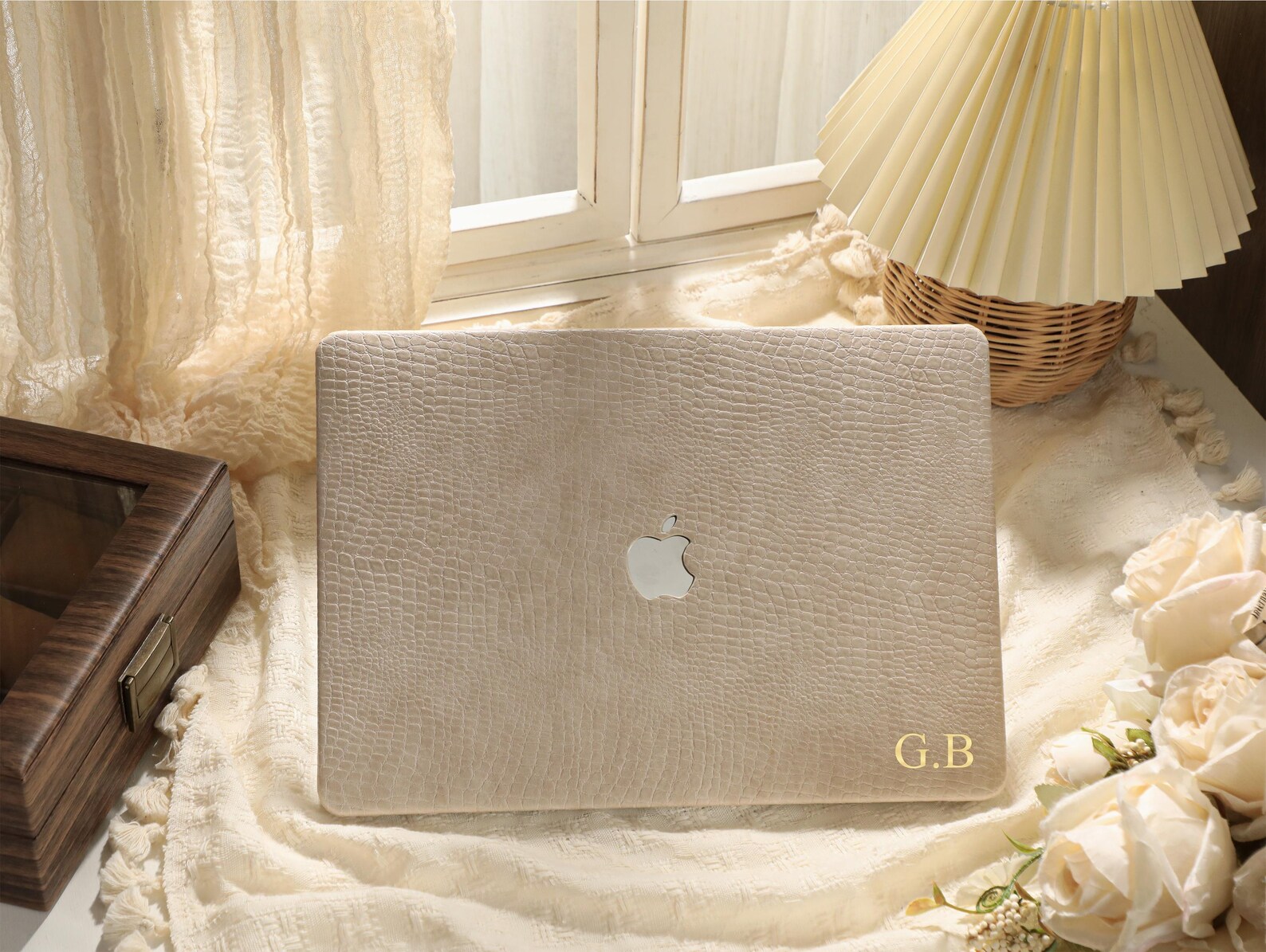 Beige Faux Croc Leather Hard Case for 2025 M4 Macbook Air 13”, Laptop Hard Case for Air Pro 13/14/15/16 inch, Gift for School & First Job - Air 13"-A1466/A1369, Gold Stamping