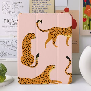 Pale Pink Leopard Custom iPad Case for iPad Air 4/5 iPad 10 10.9" 2022 iPad Pro 12.9'' 2021 Pro 11" 2022 iPad Mini 6/5/4, iPad cover