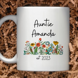 Personalized Auntie Mug, Auntie Merry   Gift, New Baby 2023 Coffee Mug, To Aunt Cup, Custom Aunt Name Gift Mug, New Baby 2023 Gift
