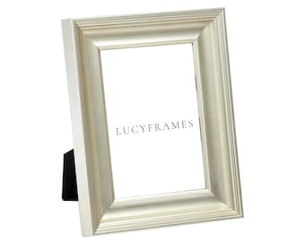 Handmade Claudia Silver Picture Frame, Classy Easel Frame (4x6, 8x10)