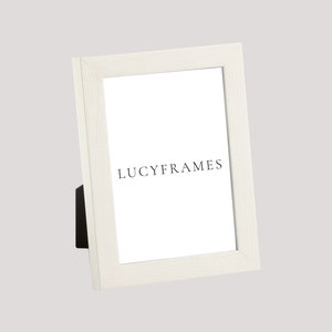Beca White Frame. Classic Picture Frame Hold. White Picture Frames. Portrait Frame. Modern Farmhouse Rustic Decor. Frames for Pictures.