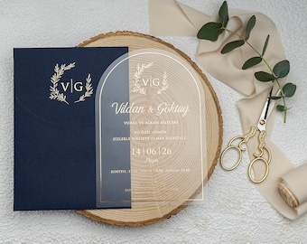 Blauwe envelop huwelijksuitnodiging, transparante huwelijksuitnodiging met gouden rand, transparante uitnodigingskaart, gedrukte uitnodiging