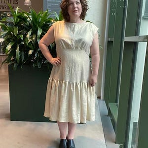 Sofia klänning pappersmönster - Needle & Thread