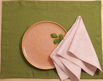 moss green placemat in organic linen, custom made upon request
