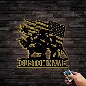 Personalisierte Armee Soldaten veteran Metallschild, kundenspezifische US-Soldat Metallschild, Patriotische amerikanische Flagge Metallwandkunst, Familiennamenschild für Haus