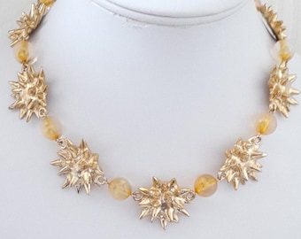 Biche de Bere - Vintage necklace with lucite beads, gift for her