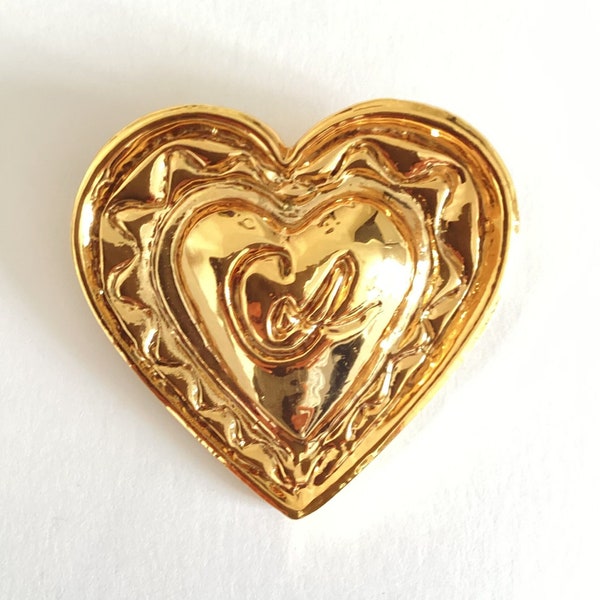 Christian Lacroix - Large Heart-shaped brooch, resin, gold plated