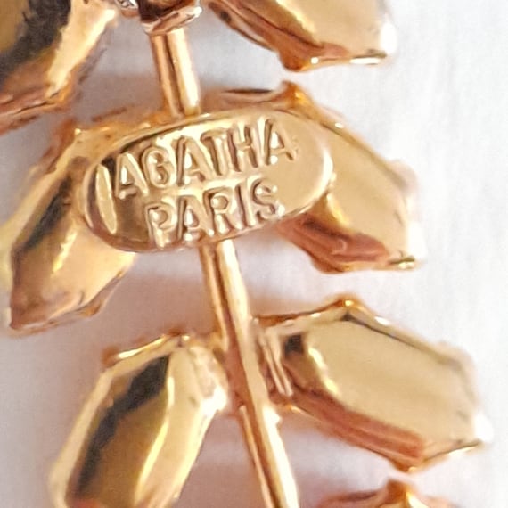 Agatha Paris - Vintage gold plated brooch and cry… - image 7