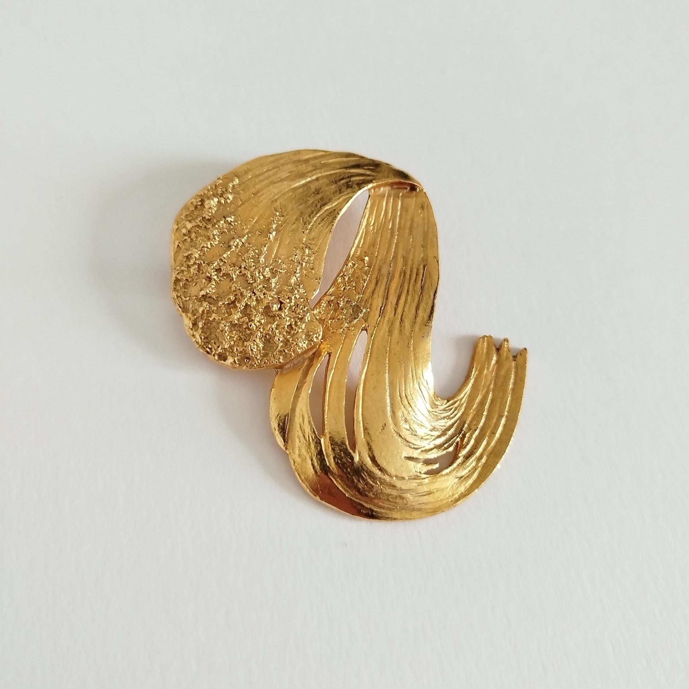 Delphine Nardin Pin - Etsy