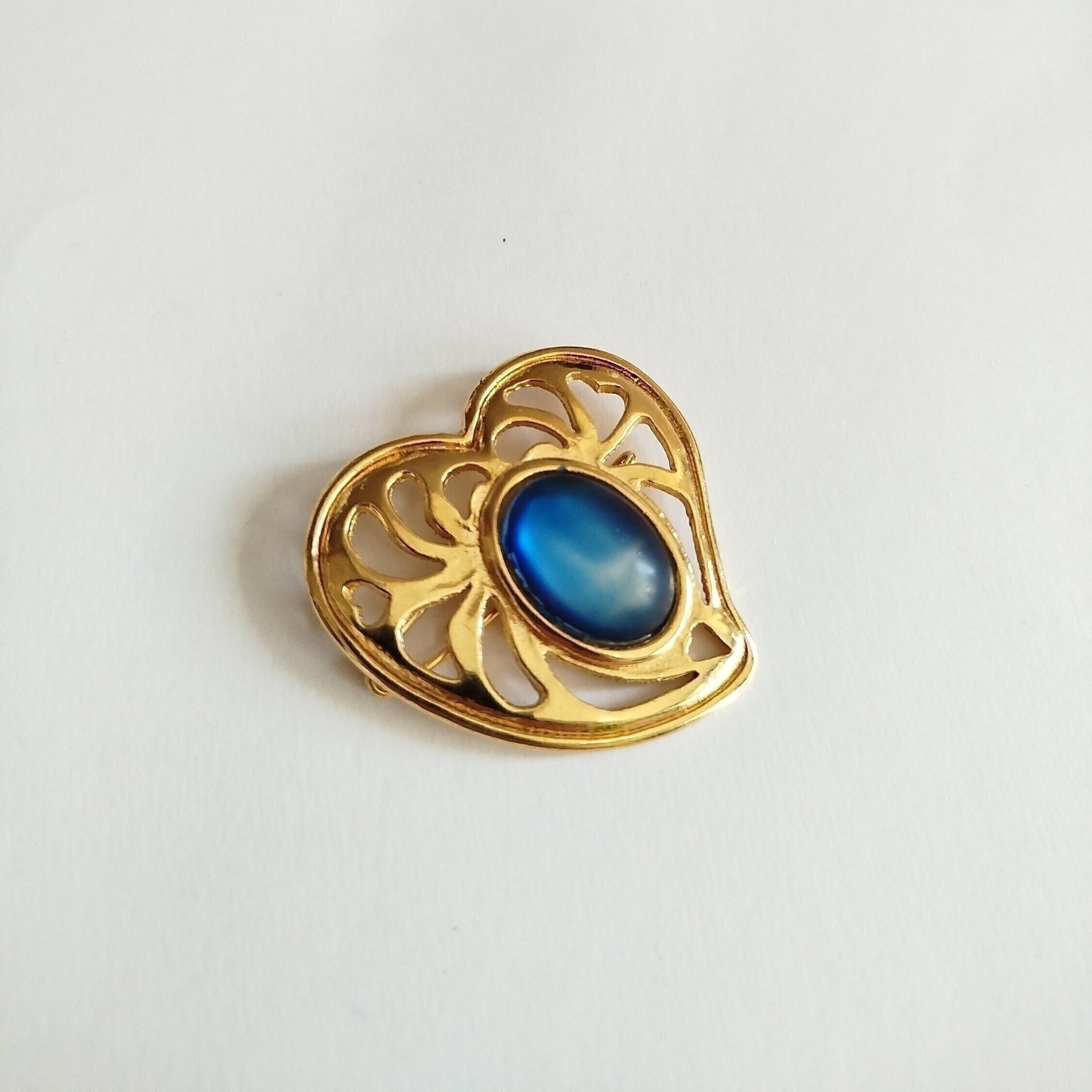 Poggi of Paris Pin - Etsy